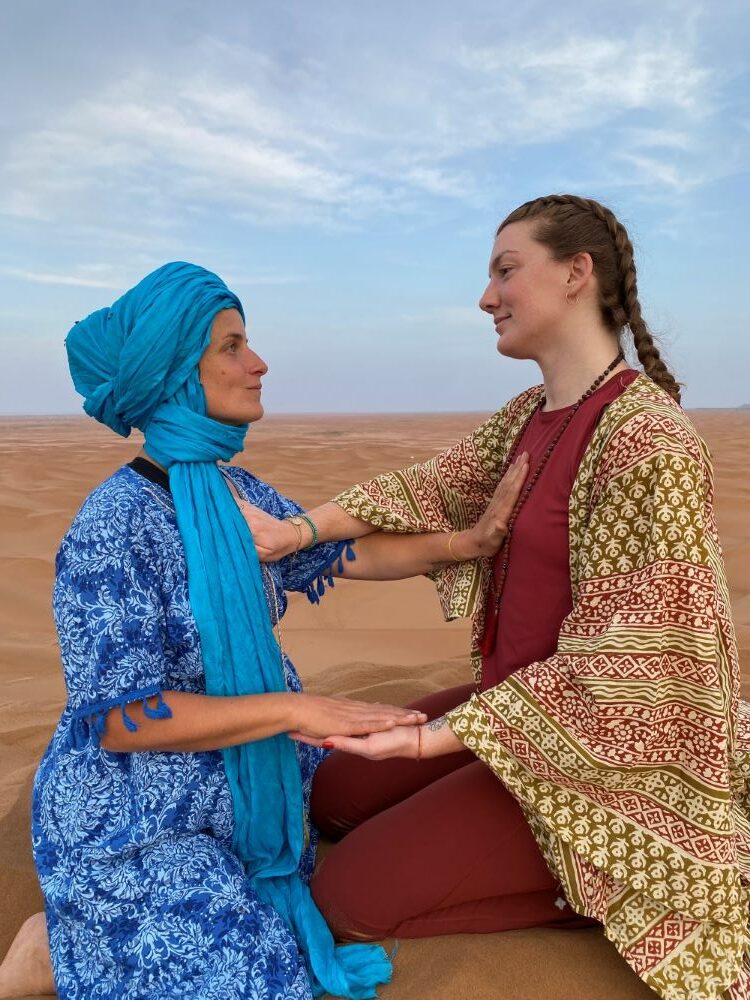 RETRAITE « RETOUR A L’ESSENTIEL » 2ème édition – Désert Marocain<br>du samedi 29 NOVEMBRE au samedi 6 DÉCEMBRE 2025<br>En co-animation avec Manon Casserat